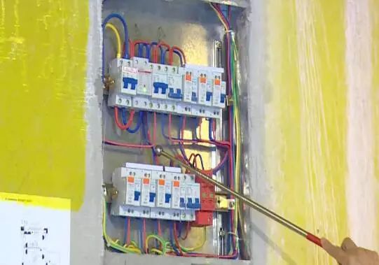 【南京裝修公司排名榜】南京紅牛裝飾公司電路施工標(biāo)準
