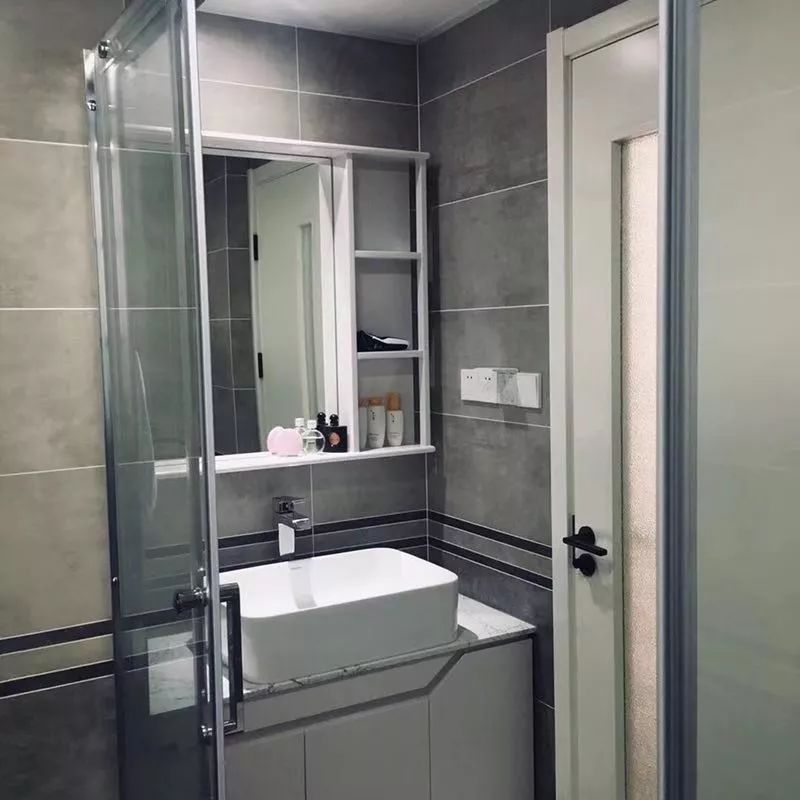 南京聚寶山莊137平米現(xiàn)代風(fēng)格裝修 年輕人的婚房可以這樣裝修16衛(wèi)生間