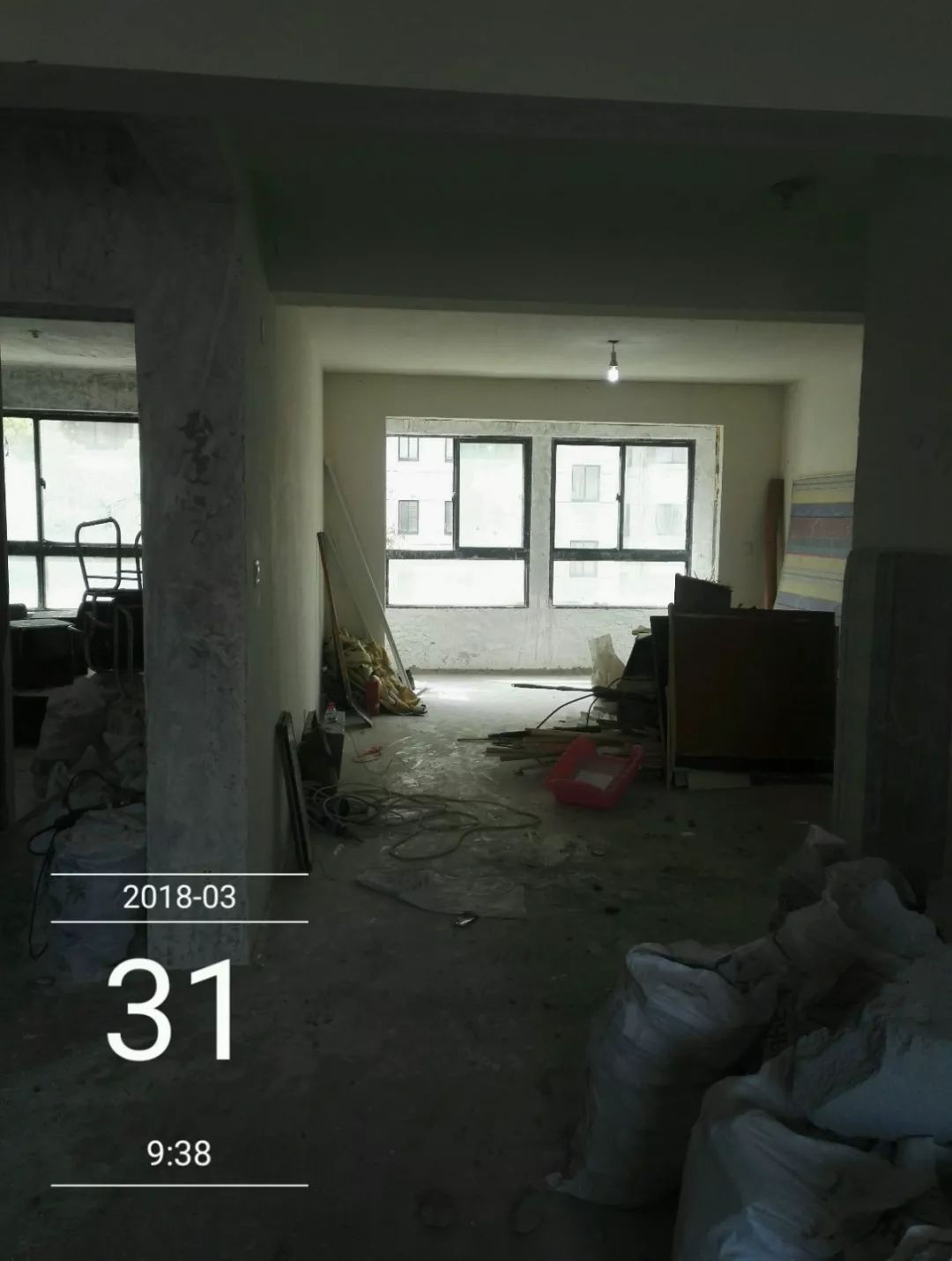 南京聚寶山莊137平米現(xiàn)代風(fēng)格裝修 年輕人的婚房可以這樣裝修18