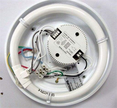 吸頂燈是怎樣安裝的？簡單五步實現(xiàn)完美安裝