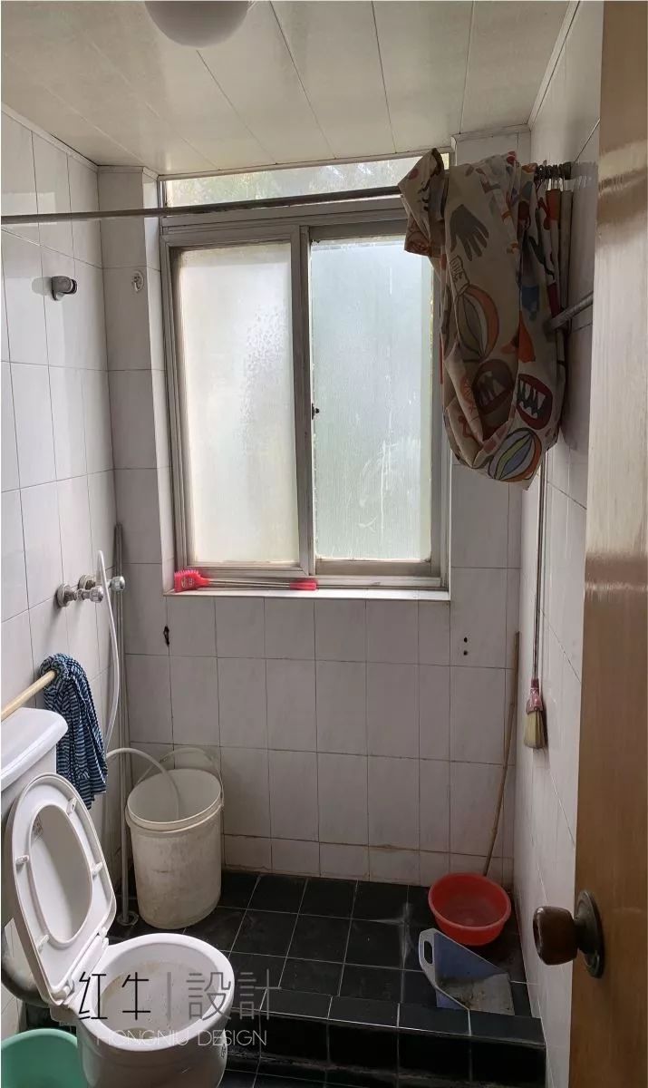 南京老房翻新--“能住”與“好住”之間，就差這點改變！08改造前_衛(wèi)生間