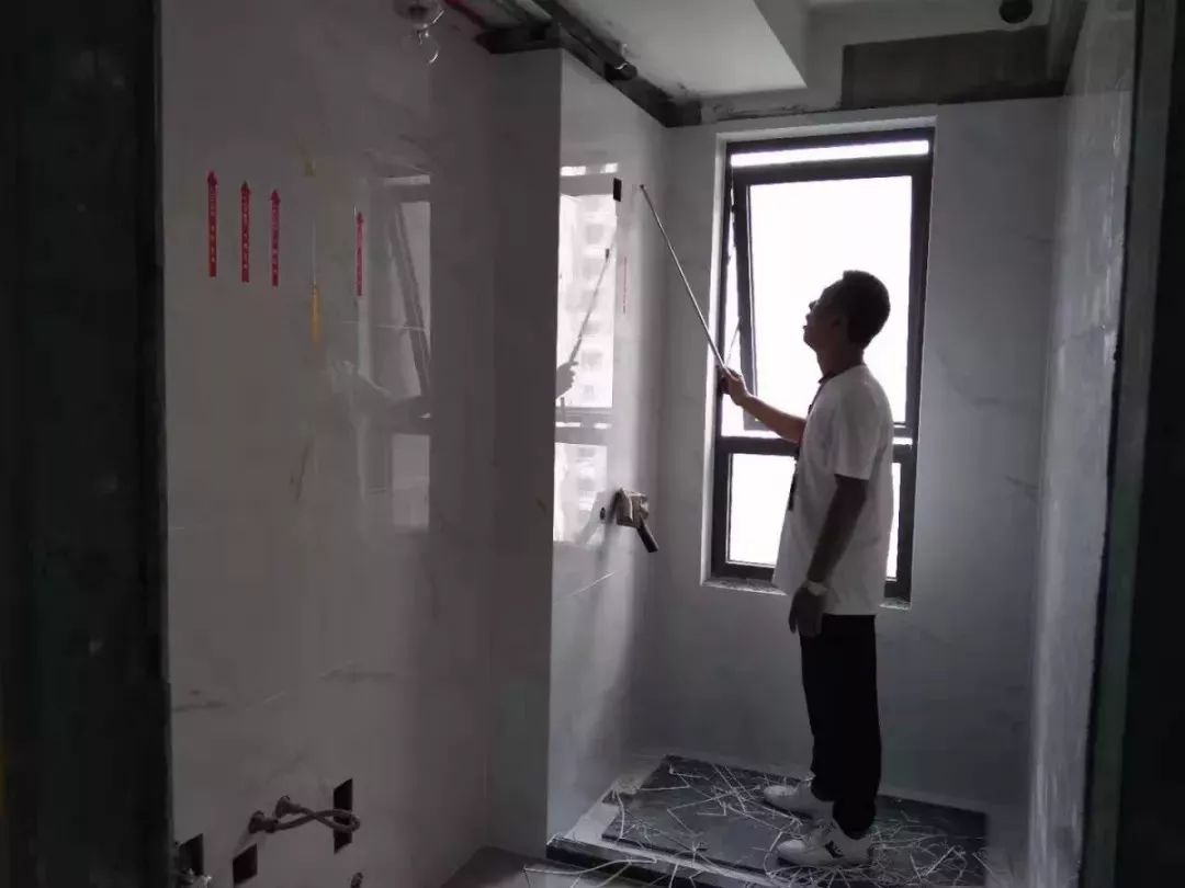 “不滿意就砸掉”，損失誰來承擔(dān)？