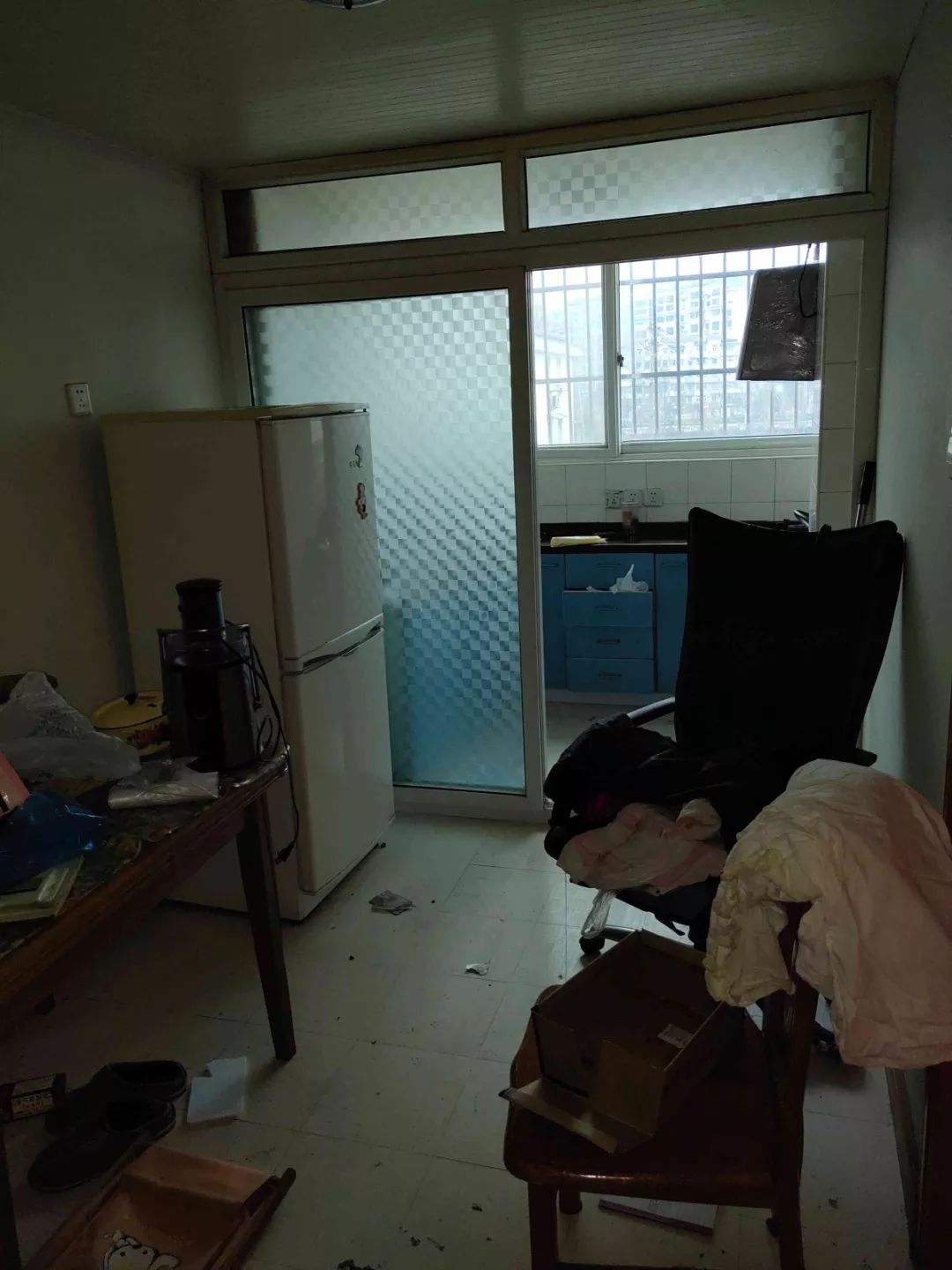 南京龍?bào)椿ㄔ?0㎡現(xiàn)代輕奢--老房升級(jí)改造，變身時(shí)尚精致家！05餐廳改造