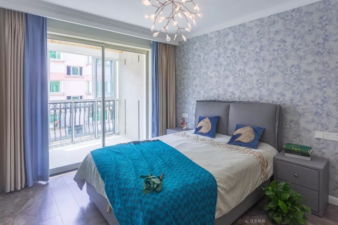 南京龍?bào)椿ㄔ?0㎡現(xiàn)代輕奢--老房升級(jí)改造，變身時(shí)尚精致家！12臥室改造