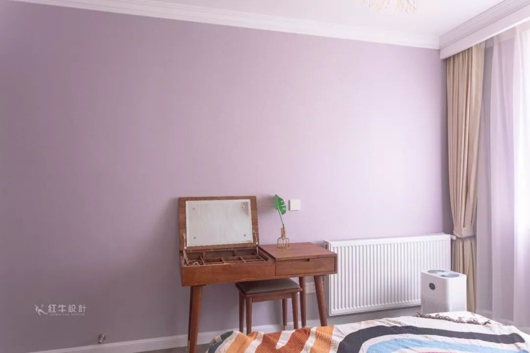 南京龍?bào)椿ㄔ?0㎡現(xiàn)代輕奢--老房升級(jí)改造，變身時(shí)尚精致家！17臥室改造