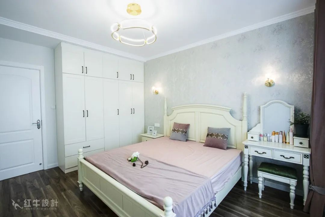 最美畢業(yè)照 ⑥--簡(jiǎn)美不一定是深色系，也可以這樣清爽哦！08主臥室