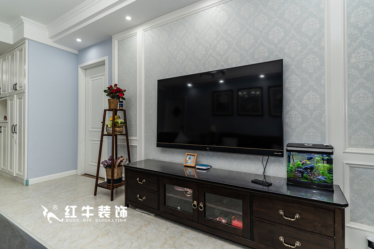 +logo_魏明花_華府國(guó)際-117㎡-簡(jiǎn)美風(fēng)格（3室2廳2衛(wèi)，全包16萬(wàn)）04客廳電視背景墻_華府-17