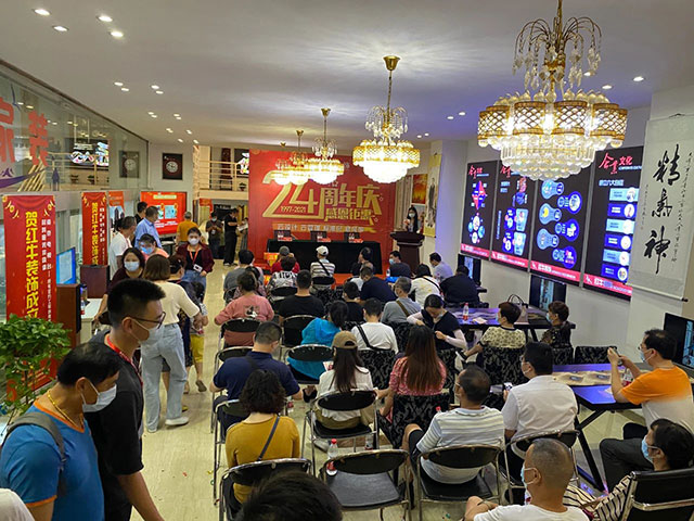 直擊火爆現(xiàn)場！紅牛裝飾24周年慶火熱進行中~