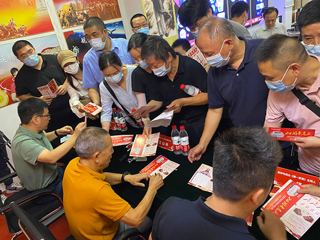 直擊火爆現(xiàn)場！紅牛裝飾24周年慶火熱進行中~
