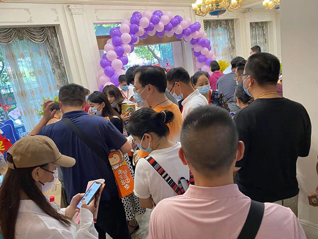 直擊火爆現(xiàn)場！紅牛裝飾24周年慶火熱進行中~