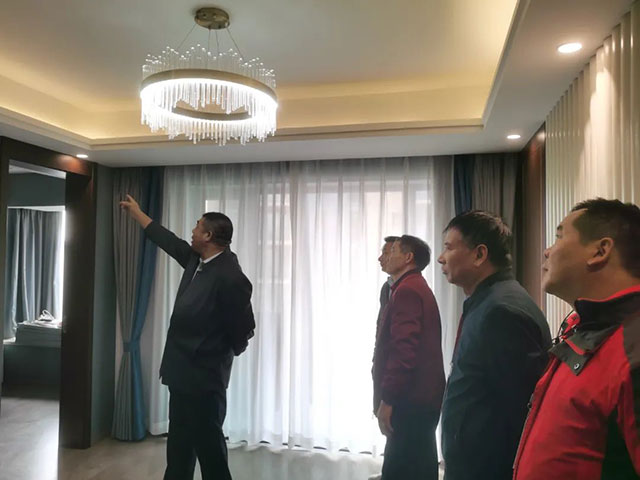 【雙十一】工程總監(jiān)親自帶隊(duì)巡檢，嚴(yán)守每個(gè)工地品質(zhì)，不負(fù)所托！