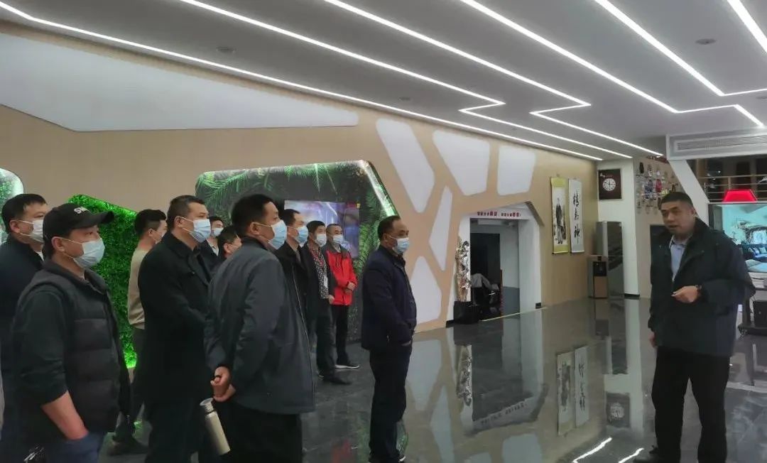 定期培訓(xùn)賦能，只為給您提供更專業(yè)、滿意的家裝體驗(yàn)！