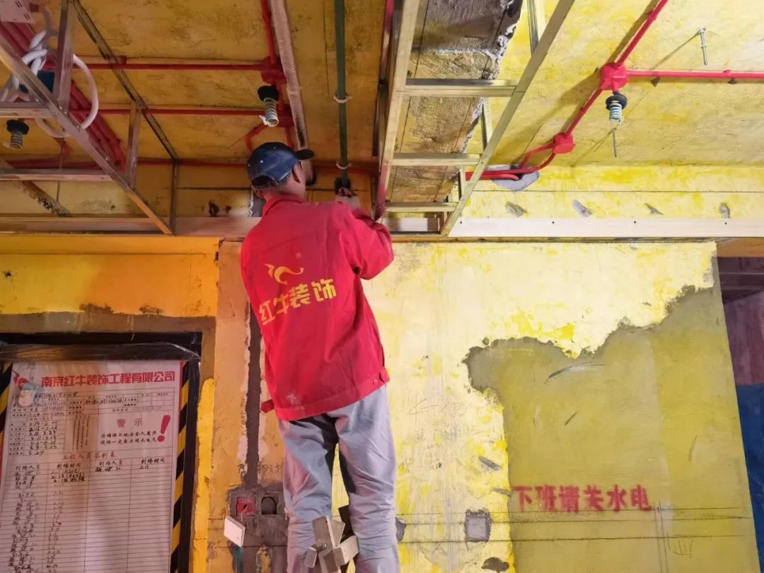 工地突擊巡檢｜看最真實(shí)的施工現(xiàn)場(chǎng)，做最放心的家裝！