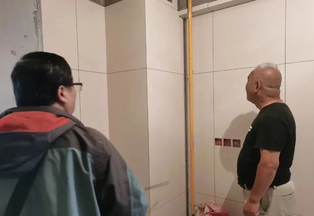 工地突擊巡檢｜當(dāng)工程總監(jiān)與裝修業(yè)主不期而遇，沒想到他們……
