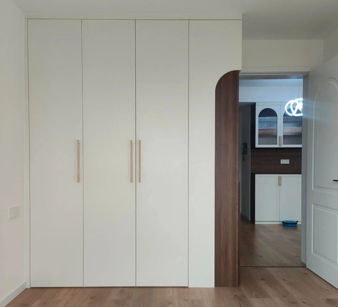 喜報(bào)｜金秋十月，收獲滿滿，紅牛裝飾再獲三面錦旗！