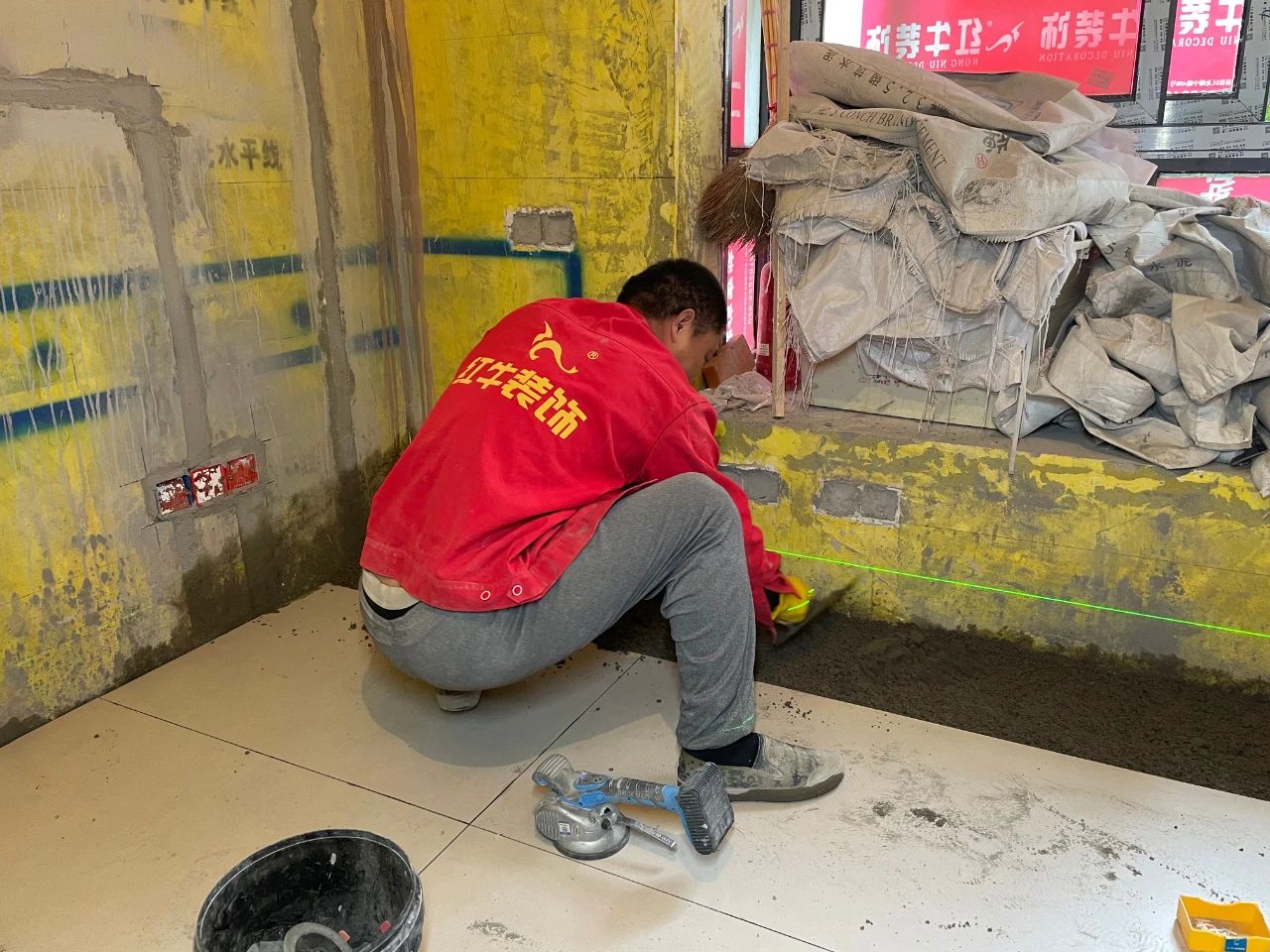 工地突擊巡檢｜嚴(yán)守工藝品質(zhì)，用行動(dòng)兌現(xiàn)承諾！