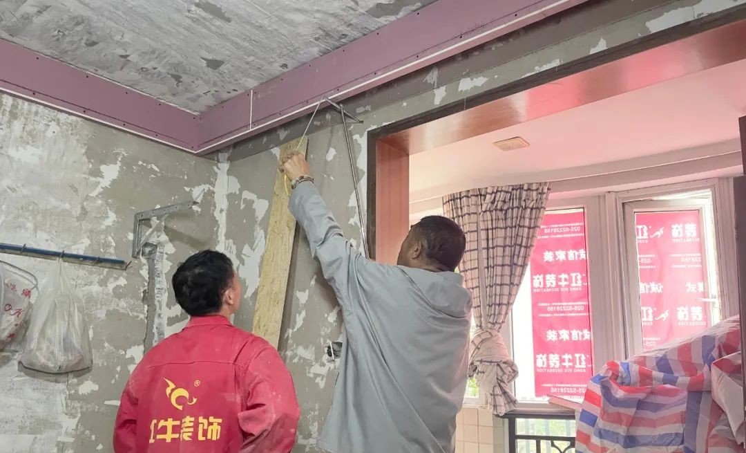 工地巡檢｜工程總監(jiān)步履不停，突擊工地現(xiàn)場抓質(zhì)量