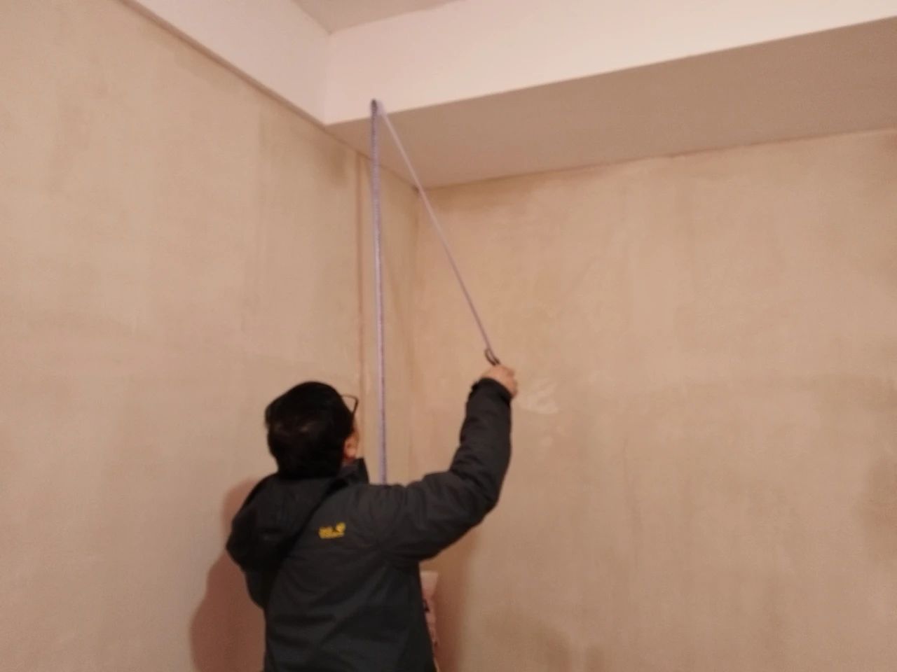工地巡檢｜巧遇兩戶業(yè)主，堅守品質(zhì)承諾，不放過任何細節(jié)
