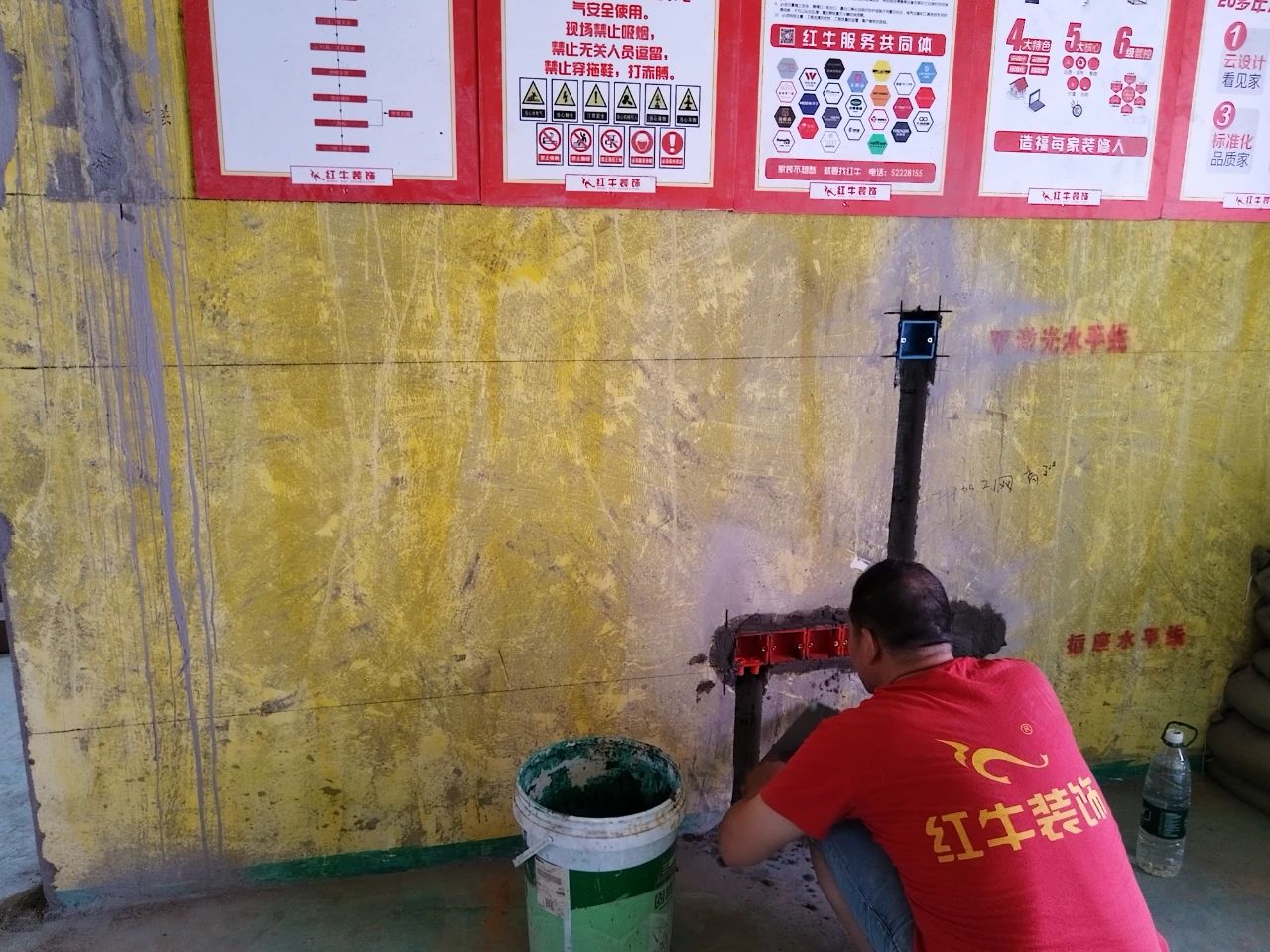 南京紅牛裝飾：持續(xù)高溫模式，也難擋巡檢之心，踐行品質(zhì)承諾
