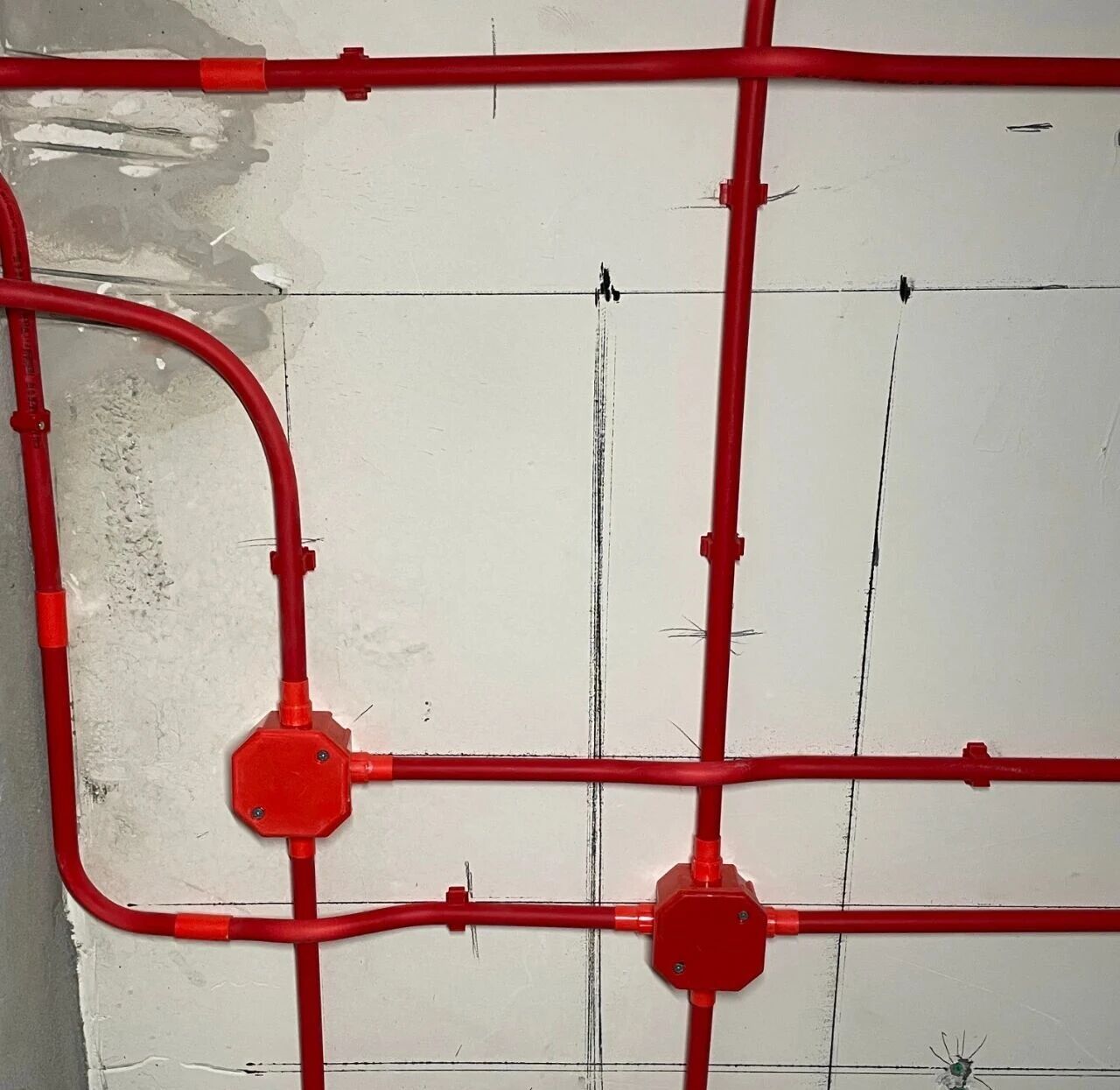 工地巡檢：雙節(jié)同慶，品質(zhì)同行，嚴(yán)把每一道工序，用心守護(hù)夢(mèng)想家！