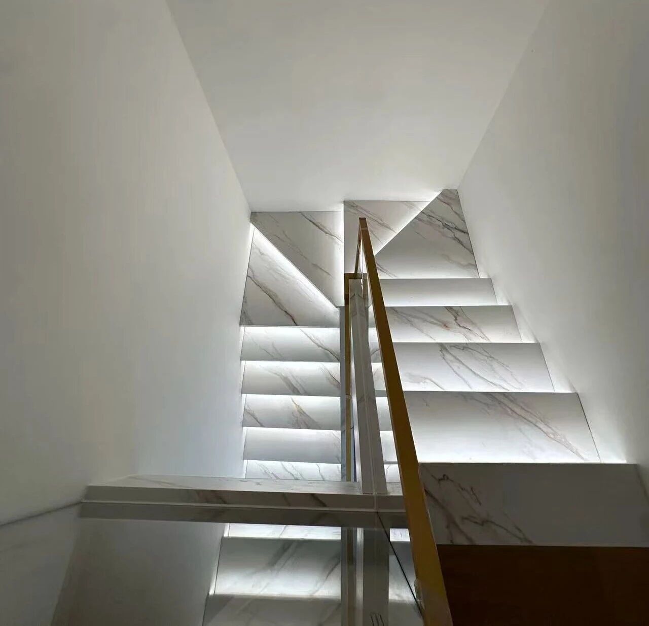 工地巡檢：雙節(jié)同慶，品質(zhì)同行，嚴(yán)把每一道工序，用心守護(hù)夢(mèng)想家！