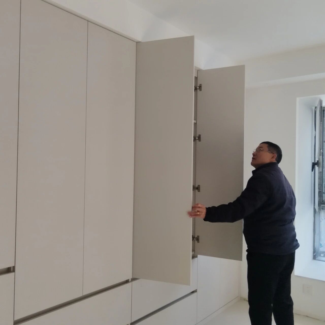 工地巡檢：步履不停，以行動兌現品質承諾，嚴格把控每一環(huán)！